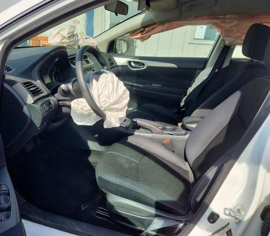 Продажа на аукционе авто 2015 Nissan Sentra, vin: 3N1AB7AP0FY326627, номер лота: 55329936