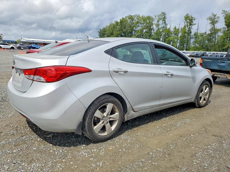 Продажа на аукционе авто 2013 Hyundai Elantra, vin: KMHDH4AE1DU969697, номер лота: 52960106