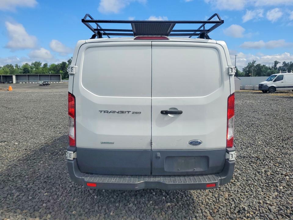 Продаж на аукціоні авто 2018 Ford Transit, vin: 1FTYR1YG9JKA96345, номер лоту: 54657966