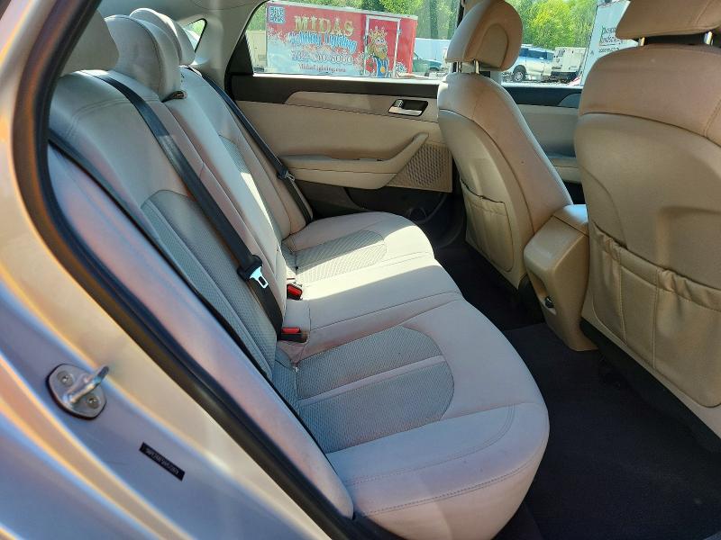 52379366 :رقم المزاد ، 5NPE24AF5HH572819 vin ، 2017 Hyundai Sonata مزاد بيع