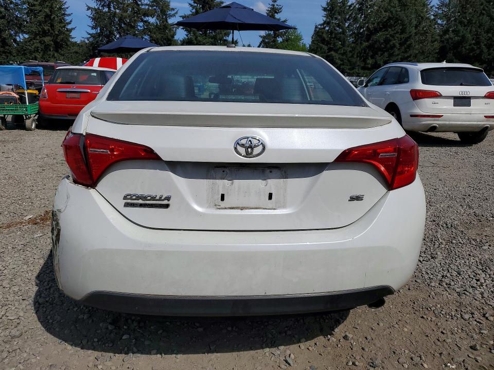 52745756 :رقم المزاد ، 5YFBURHE2HP616754 vin ، 2017 Toyota Corolla مزاد بيع
