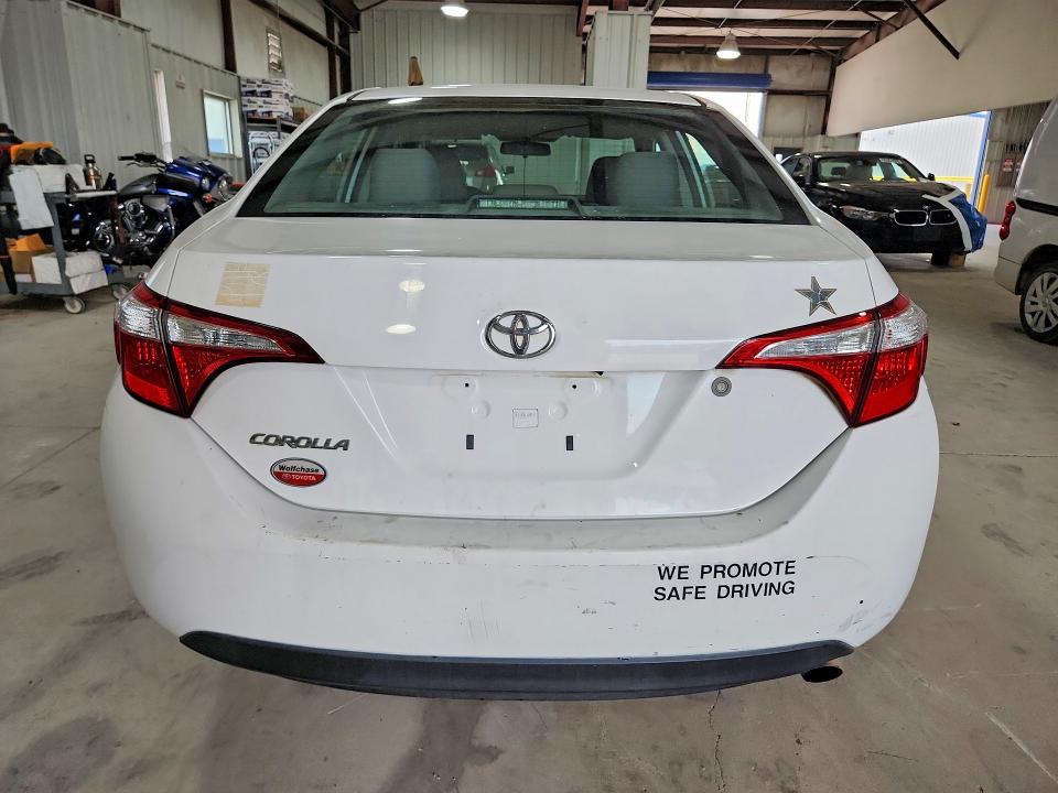 55168886 :رقم المزاد ، 2T1BURHEXFC443935 vin ، 2015 Toyota Corolla مزاد بيع
