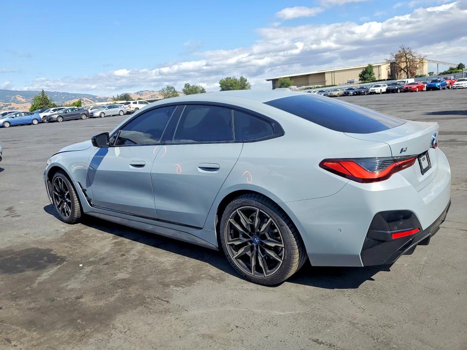 54668066 :رقم المزاد ، WBY33AW08PFR39954 vin ، 2023 Bmw I4 مزاد بيع