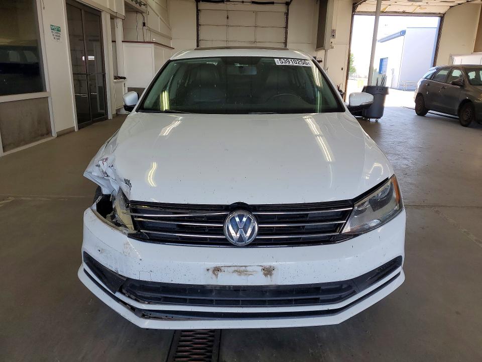 Продажа на аукционе авто 2015 Volkswagen Jetta, vin: 3VWD17AJ7FM286673, номер лота: 53910256