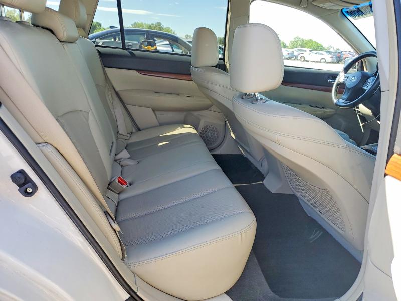 Продажа на аукционе авто 2014 Subaru Outback, vin: 4S4BRBLC7E3244780, номер лота: 54733536
