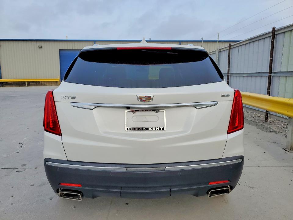 53790376 :رقم المزاد ، 1GYKNARS0JZ243531 vin ، 2018 Cadillac Xt5 مزاد بيع