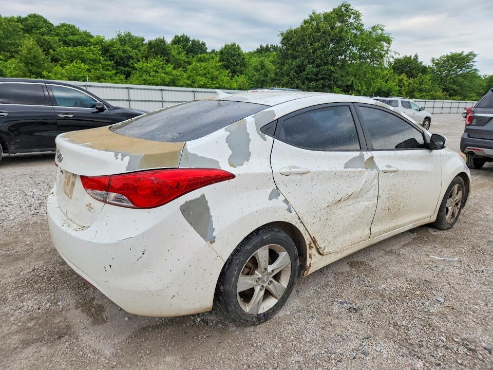 2013 Hyundai Elantra მანქანა იყიდება აუქციონზე, vin: 5NPDH4AE8DH325645, აუქციონის ნომერი: 52962326