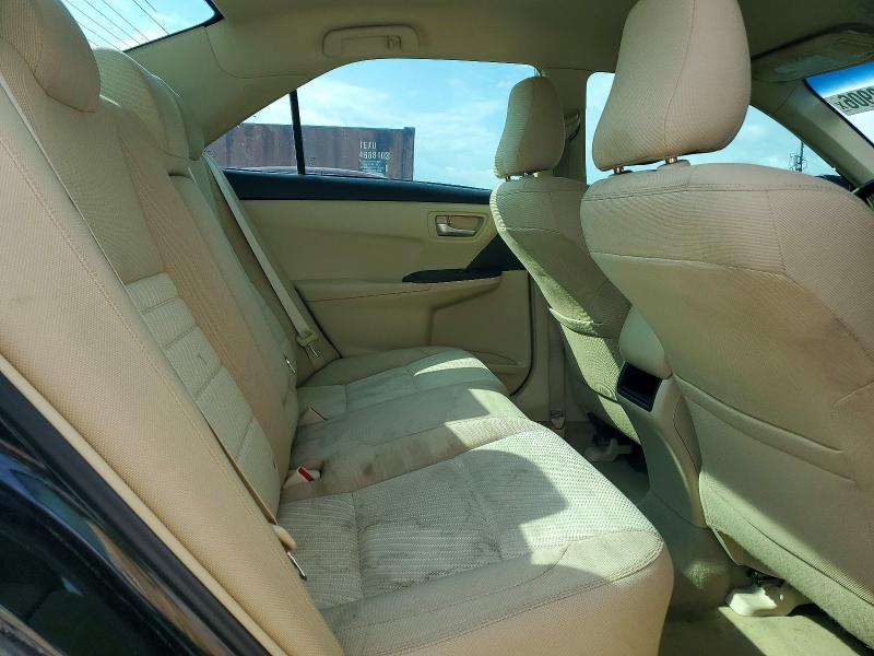 52348906 :رقم المزاد ، 4T4BF1FK8FR499056 vin ، 2015 Toyota Camry مزاد بيع