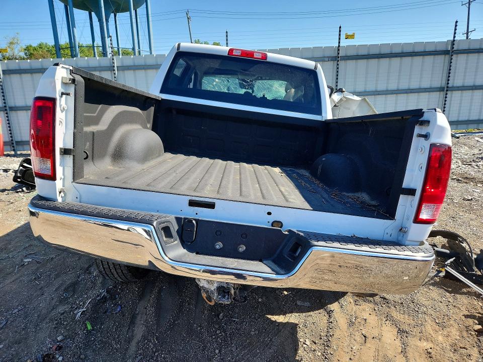 2019 Ram 1500 Classic მანქანა იყიდება აუქციონზე, vin: 1C6RR6KT6KS586984, აუქციონის ნომერი: 52647396