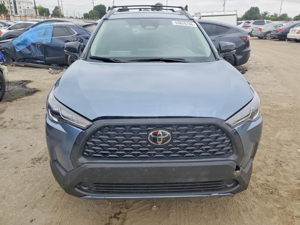 53826766 :رقم المزاد ، 7MUCAAAG8SV138225 vin ، 2025 Toyota Corolla Cross مزاد بيع
