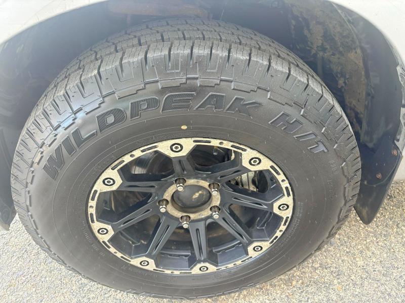 Auction sale of the 2010 Toyota Tundra, vin: 5TFUY5F14AX116074, lot number: 55410356