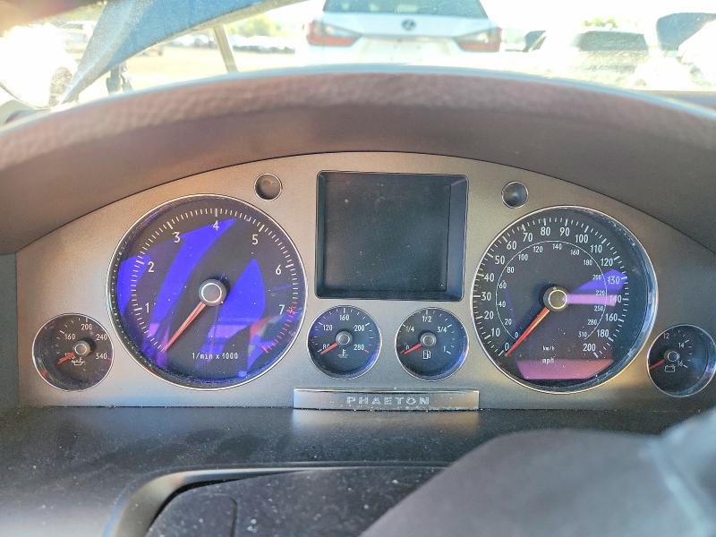 2005 Volkswagen Phaeton მანქანა იყიდება აუქციონზე, vin: WVWBF03D658005296, აუქციონის ნომერი: 53048636