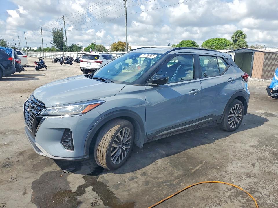 52559886 :رقم المزاد ، 3N1CP5DV2ML468075 vin ، 2021 Nissan Kicks مزاد بيع