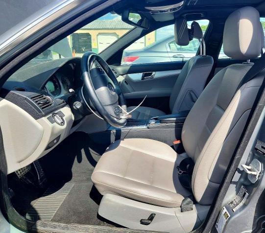 Продажа на аукционе авто 2008 Mercedes-benz C, vin: WDDGF81X38F094560, номер лота: 57937576