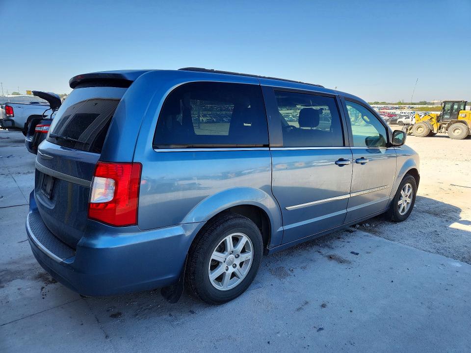 2011 Chrysler Town & Country მანქანა იყიდება აუქციონზე, vin: 2A4RR5DG3BR715956, აუქციონის ნომერი: 51624416