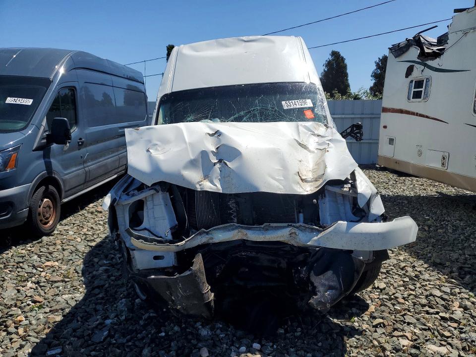 53141596 :رقم المزاد ، 1N6BF0LY3LN801678 vin ، 2020 Nissan Nv 2500 مزاد بيع