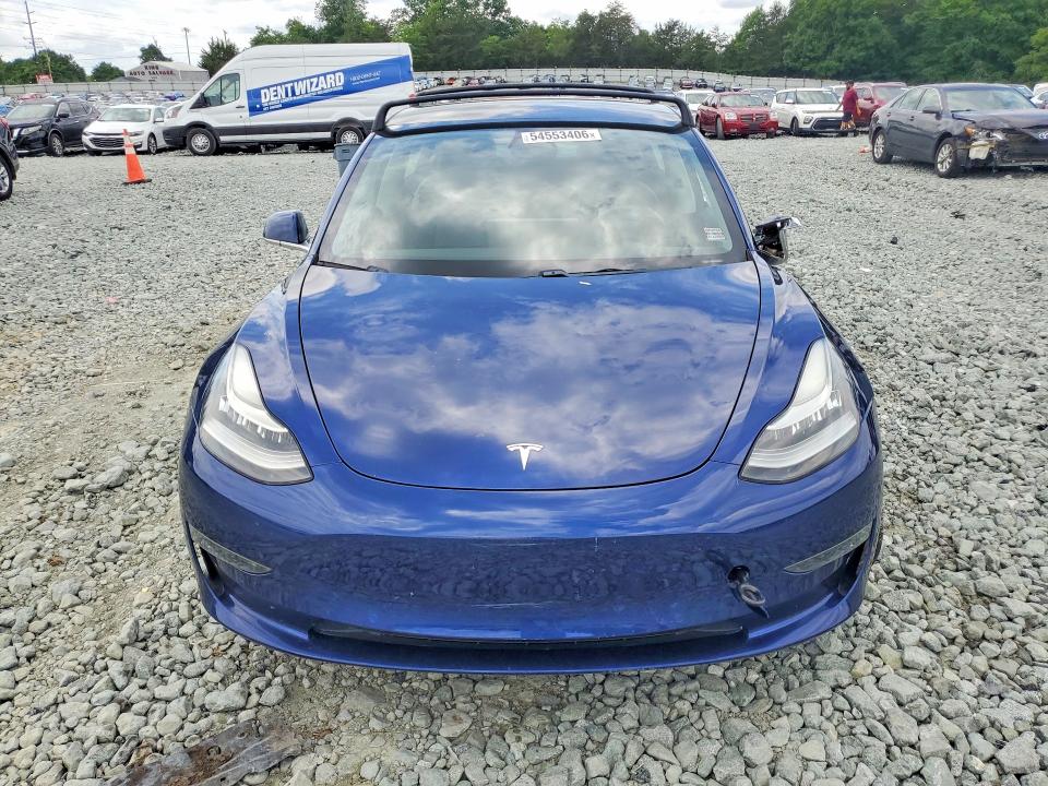 Продажа на аукционе авто 2018 Tesla Model 3, vin: 5YJ3E1EA9JF042823, номер лота: 54553406