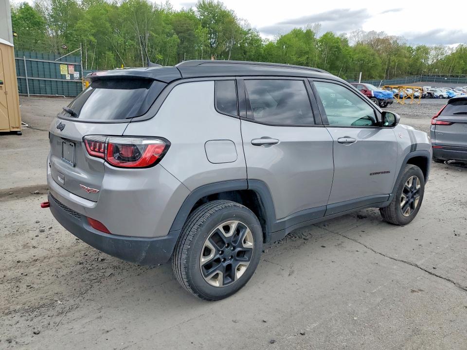 2018 Jeep Compass მანქანა იყიდება აუქციონზე, vin: 3C4NJDDB4JT232398, აუქციონის ნომერი: 53949506