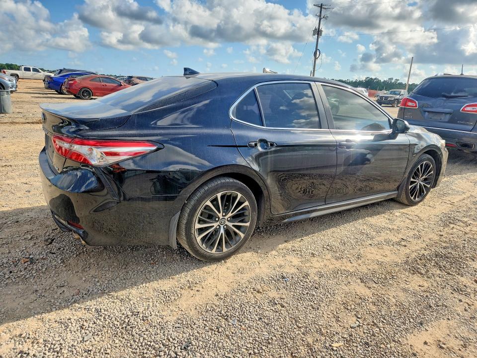 2019 Toyota Camry მანქანა იყიდება აუქციონზე, vin: 4T1B11HK5KU698033, აუქციონის ნომერი: 54093776