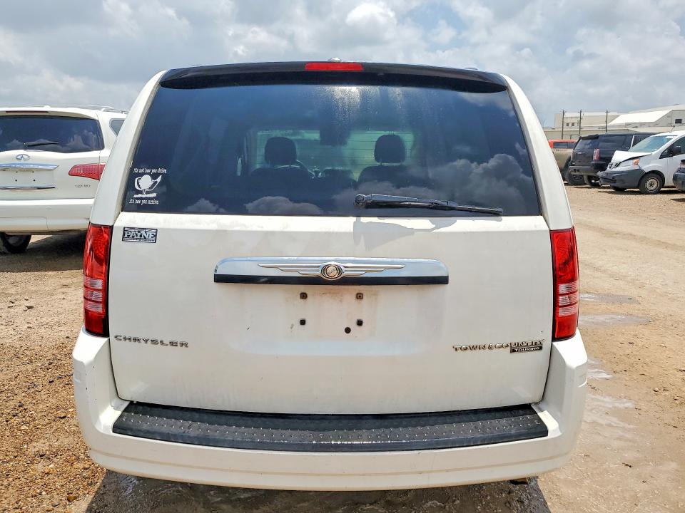 2010 Chrysler Town & Country მანქანა იყიდება აუქციონზე, vin: 2A4RR5D13AR460543, აუქციონის ნომერი: 55213696