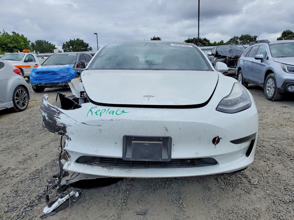 54167586 :رقم المزاد ، 5YJ3E1EA7JF047325 vin ، 2018 Tesla Model 3 مزاد بيع