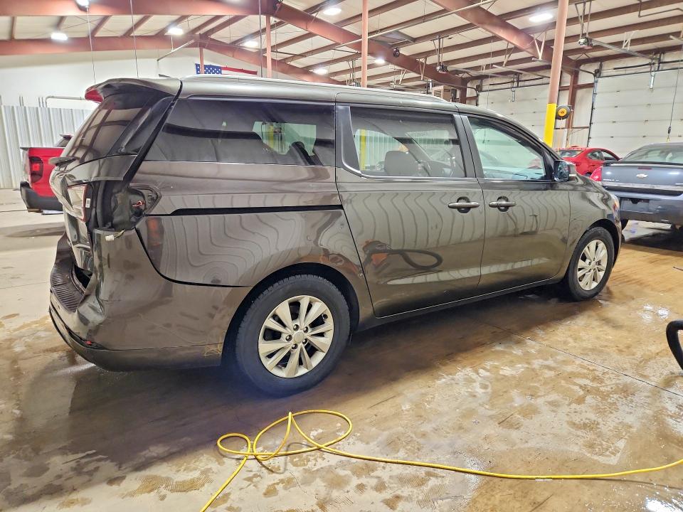 2017 Kia Sedona მანქანა იყიდება აუქციონზე, vin: KNDMB5C18H6308877, აუქციონის ნომერი: 53436326