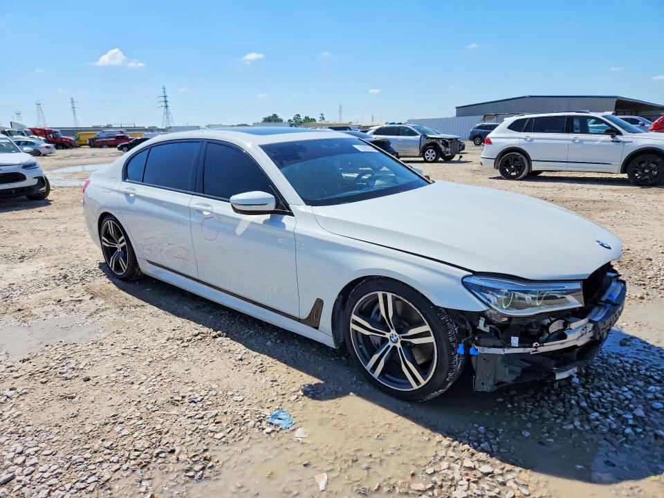 51863326 :رقم المزاد ، WBA7F0C58JGM23449 vin ، 2018 Bmw 750 مزاد بيع