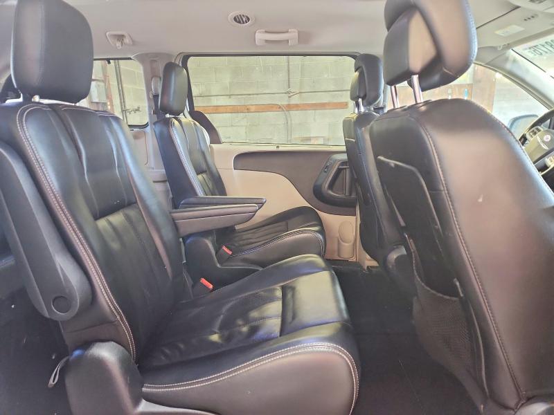 2011 Chrysler Town & Country მანქანა იყიდება აუქციონზე, vin: 2A4RR8DG0BR631594, აუქციონის ნომერი: 55288176
