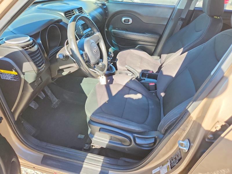 54534656 :رقم المزاد ، KNDJN2A23F7159497 vin ، 2015 Kia Soul مزاد بيع