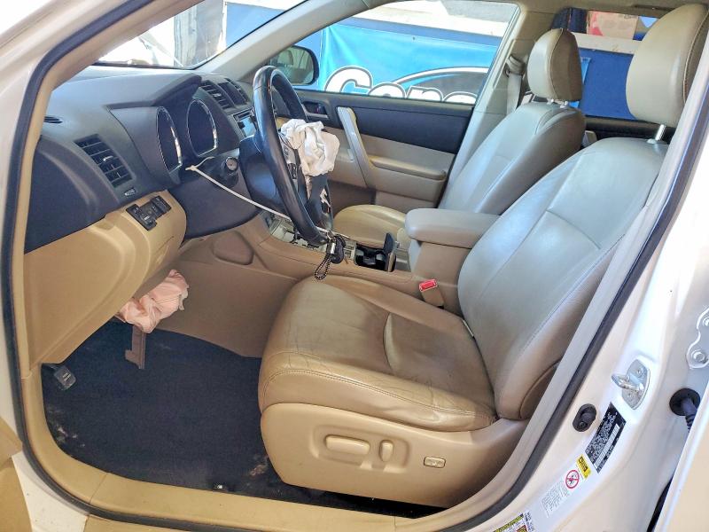 Продажа на аукционе авто 2013 Toyota Highlander, vin: 5TDBK3EH6DS264328, номер лота: 54620896