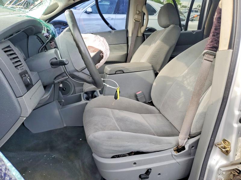 53413476 :رقم المزاد ، 1D4HD48N26F132474 vin ، 2006 Dodge Durango مزاد بيع