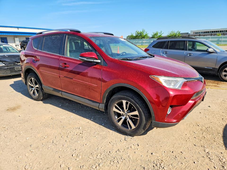 Продажа на аукционе авто 2018 Toyota Rav4, vin: JTMRFREV5JD227631, номер лота: 54783826