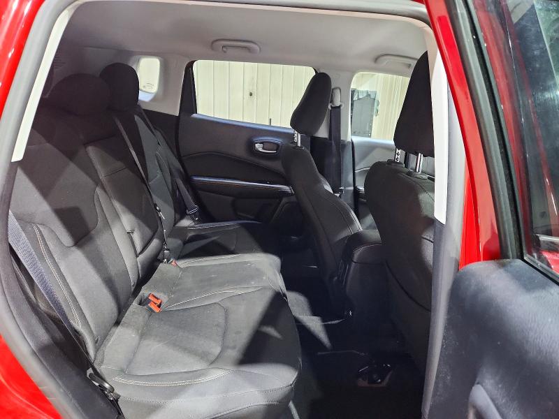 53917296 :رقم المزاد ، 3C4NJDABXJT163284 vin ، 2018 Jeep Compass مزاد بيع