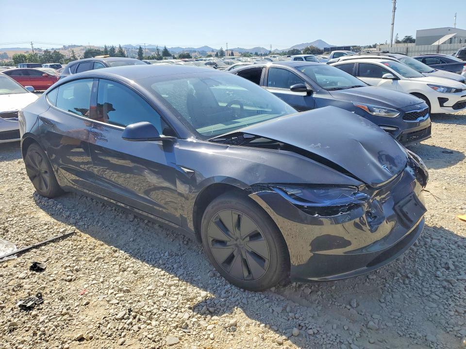 54803246 :رقم المزاد ، 5YJ3E1EA3SF053124 vin ، 2025 Tesla Model 3 مزاد بيع