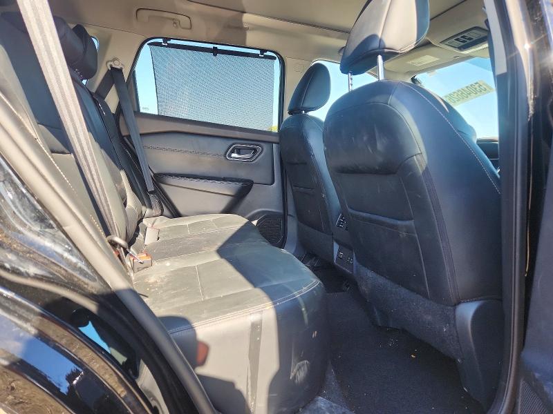 53046626 :رقم المزاد ، 5N1AT3CA4MC766993 vin ، 2021 Nissan Rogue مزاد بيع