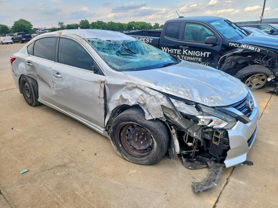 2017 Nissan Altima მანქანა იყიდება აუქციონზე, vin: 1N4AL3AP5HN316930, აუქციონის ნომერი: 55158296