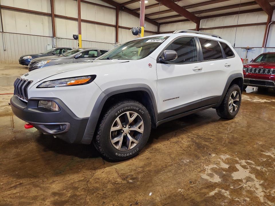 52824076 :رقم المزاد ، 1C4PJMBS4HD217573 vin ، 2017 Jeep Cherokee مزاد بيع