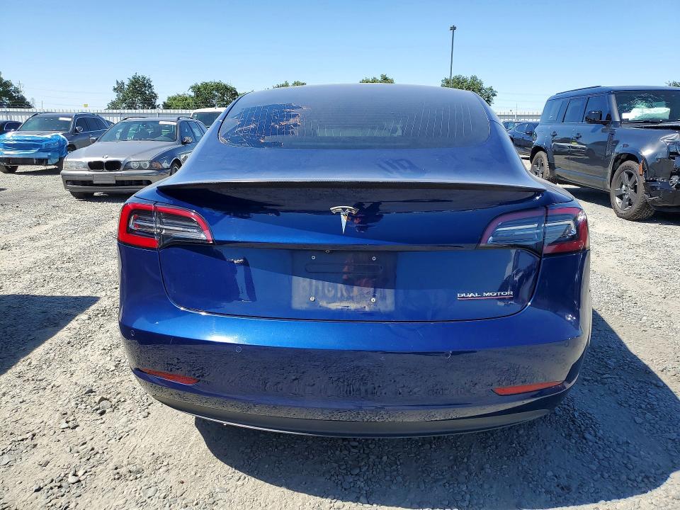 2018 Tesla Model 3 მანქანა იყიდება აუქციონზე, vin: 5YJ3E1EB5JF083989, აუქციონის ნომერი: 53936136