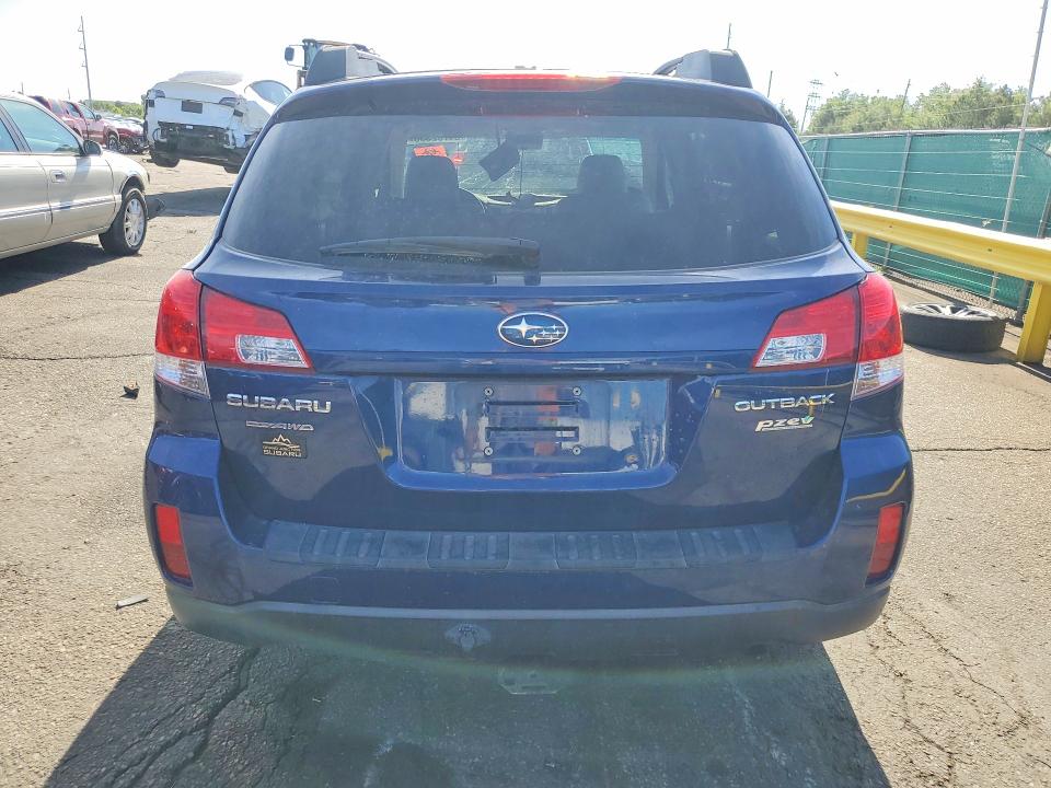 2011 Subaru Outback მანქანა იყიდება აუქციონზე, vin: 4S4BRBCC8B3422529, აუქციონის ნომერი: 54702336