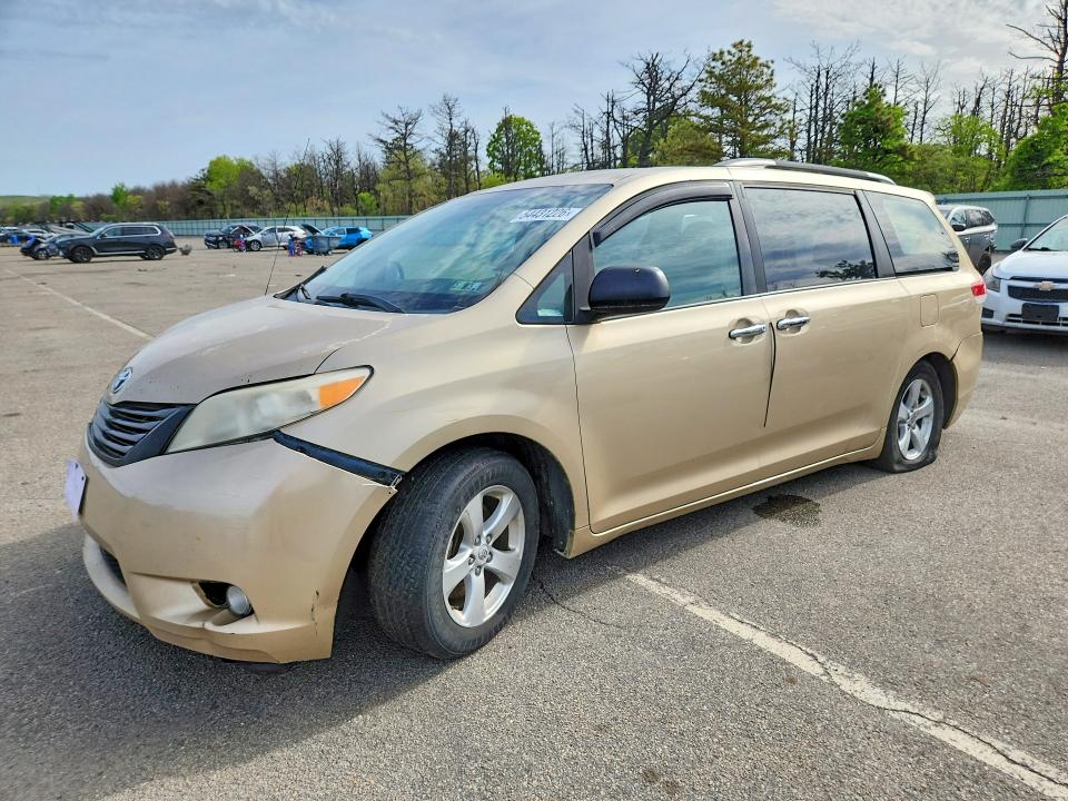 54431226 :رقم المزاد ، 5TDZK3DC2BS078206 vin ، 2011 Toyota Sienna مزاد بيع
