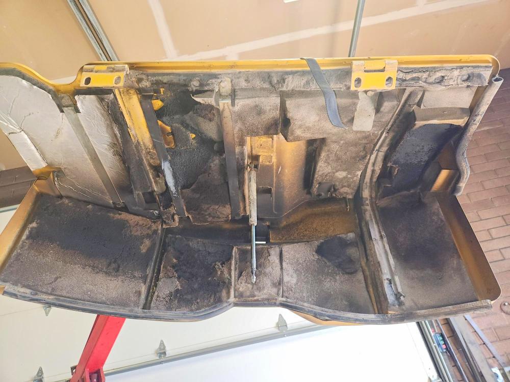Продажа на аукционе авто 2014 John Deere 85g, vin: 1FF085GXKEJ018517, номер лота: 55270546