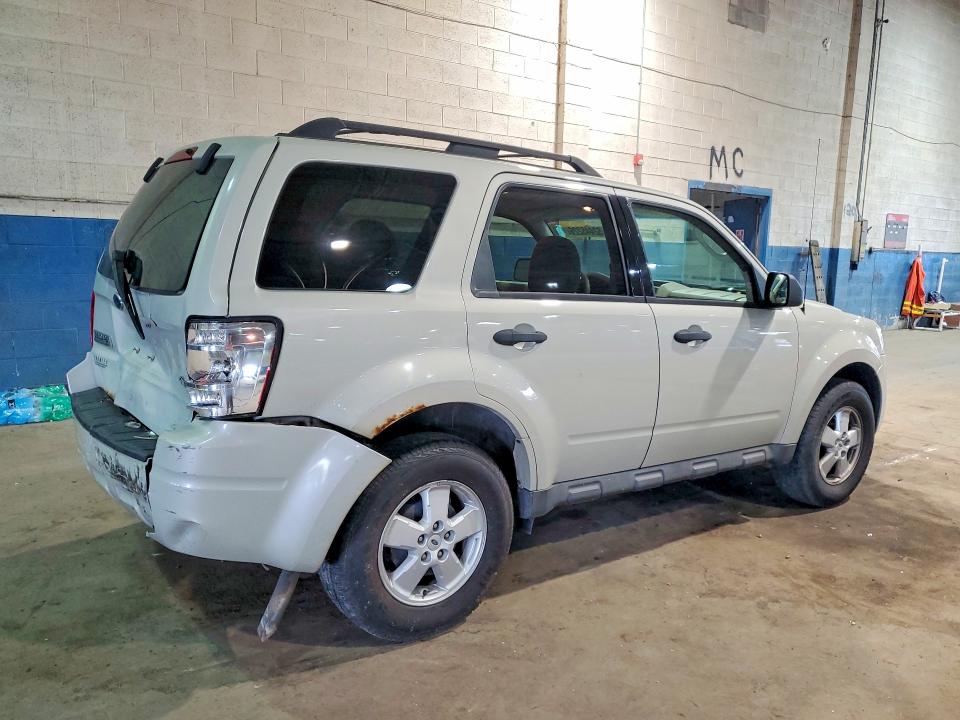 52445226 :رقم المزاد ، 1FMCU93G79KB70514 vin ، 2009 Ford Escape مزاد بيع