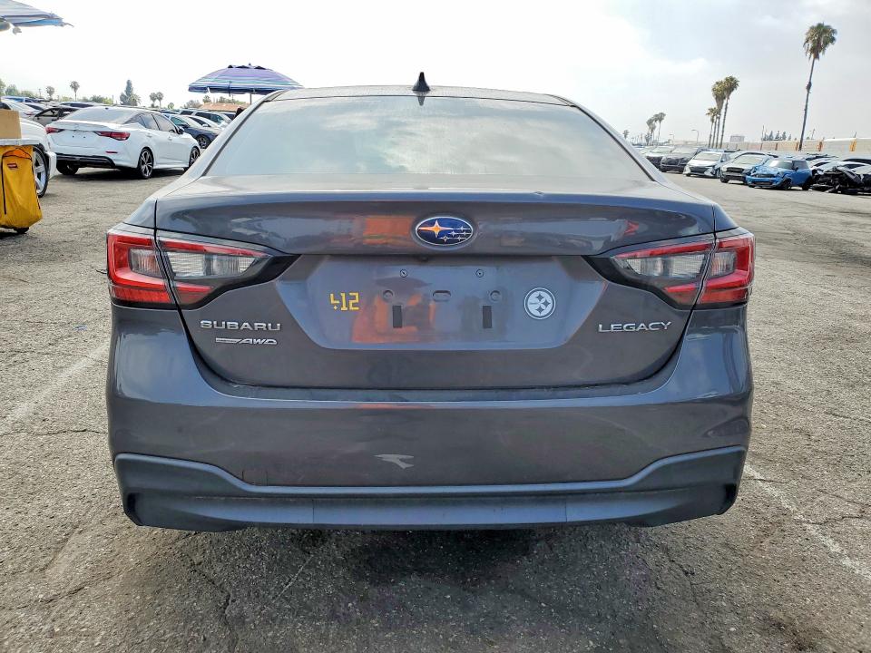 52381796 :رقم المزاد ، 4S3BWAC61N3010779 vin ، 2022 Subaru Legacy مزاد بيع