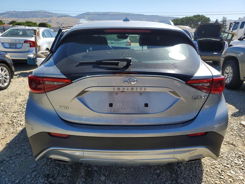 2018 Infiniti Qx30 მანქანა იყიდება აუქციონზე, vin: SJKCH5CR4JA052799, აუქციონის ნომერი: 53655966