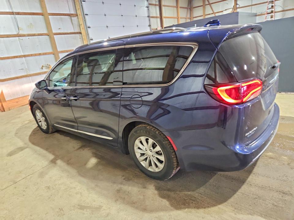 Продаж на аукціоні авто 2018 Chrysler Pacifica, vin: 2C4RC1BG0JR127630, номер лоту: 52660326