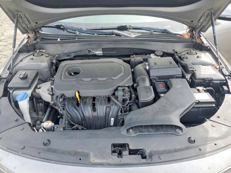 Auction sale of the 2017 Kia Optima, vin: 5XXGT4L39HG165929, lot number: 55072216