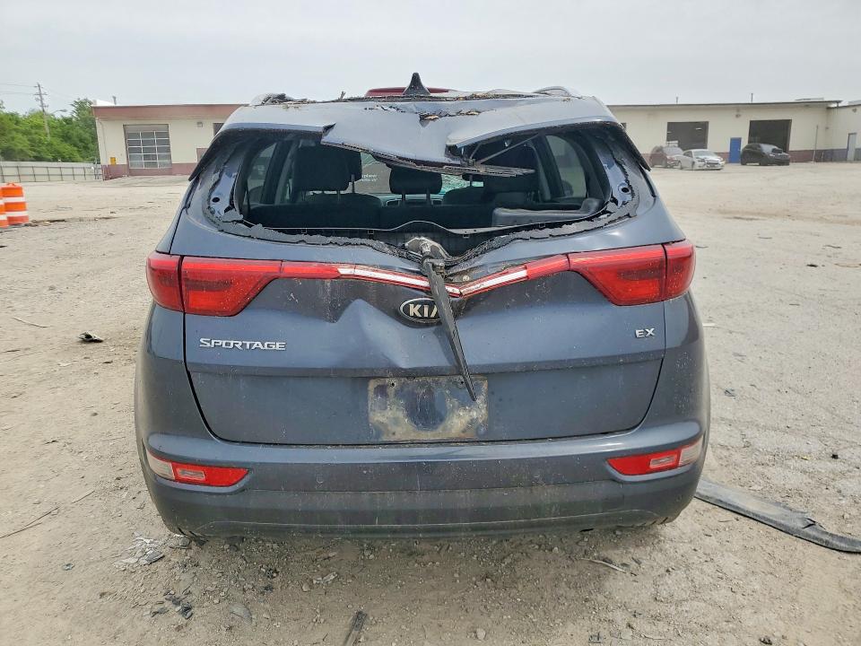 54722166 :رقم المزاد ، KNDPNCAC9H7267246 vin ، 2017 Kia Sportage مزاد بيع