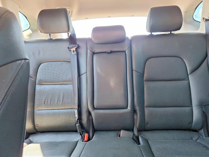 52659046 :رقم المزاد ، KM8J33A24GU074825 vin ، 2016 Hyundai Tucson مزاد بيع