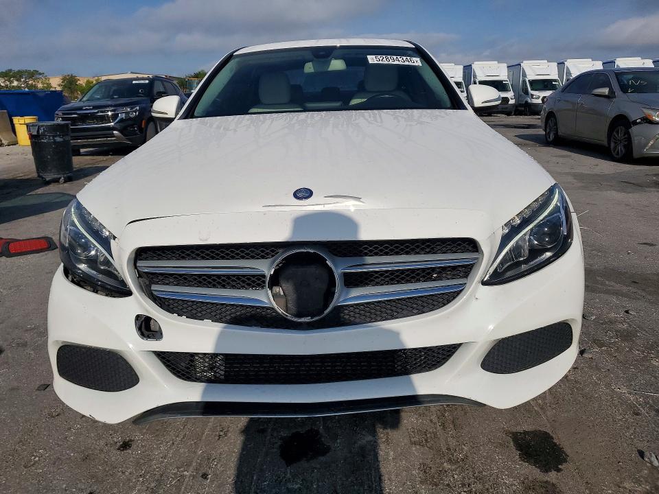 Продаж на аукціоні авто 2015 Mercedes-benz C, vin: 55SWF4KB1FU013881, номер лоту: 52894346