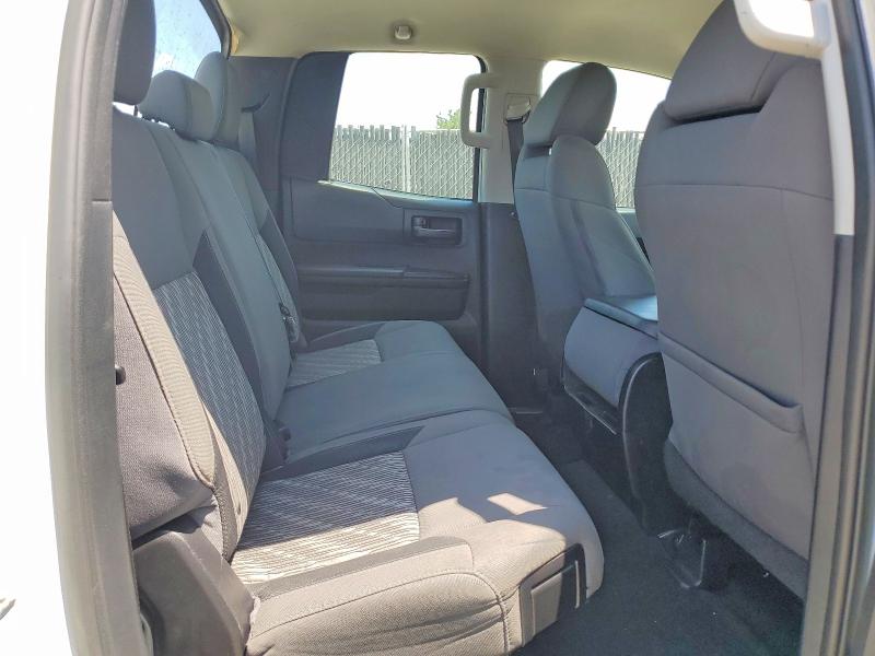 Aukcja sprzedaży 2018 Toyota Tundra, vin: 5TFRM5F19JX133695, numer aukcji: 51968906